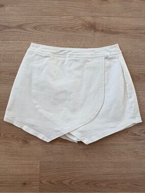B.Original Boutique Envelope Skort